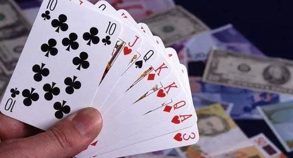 开云体育上的基本扑克规则是什么？