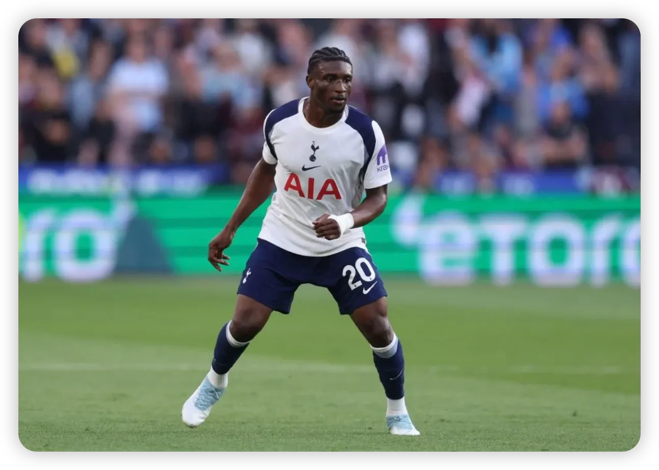 London Rivalry Heats Up as Spurs Target West Ham's Star Forward