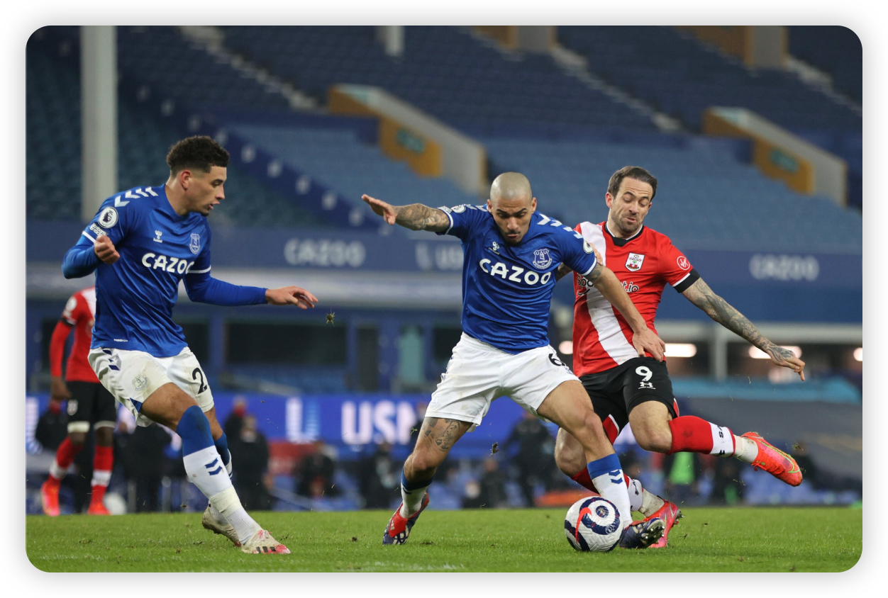 Carlo Ancelotti Reunites with Napoli Star at Goodison Park