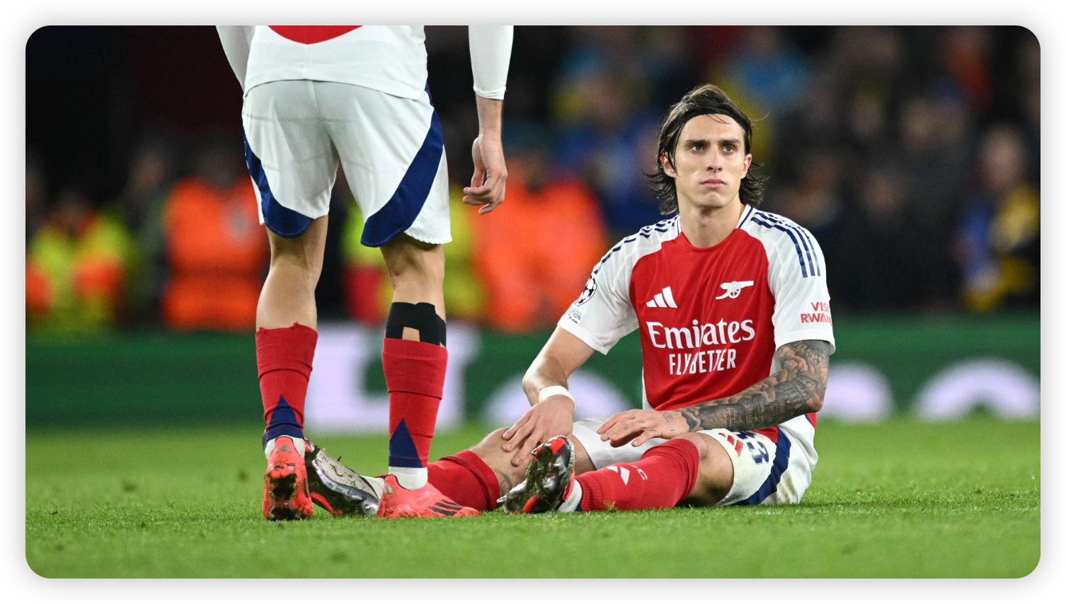 The Anatomy of an Attacking Crisis