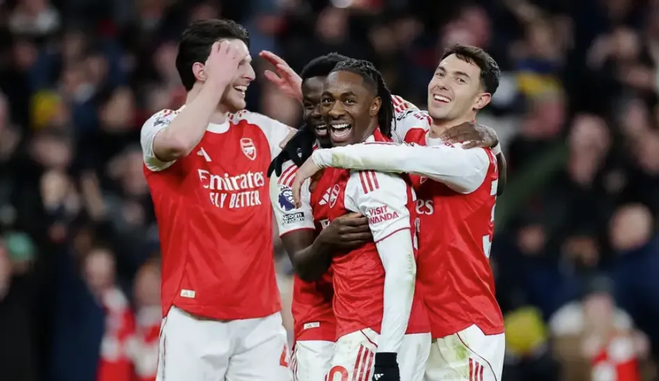 The Fabric of a Feud: History and Identity